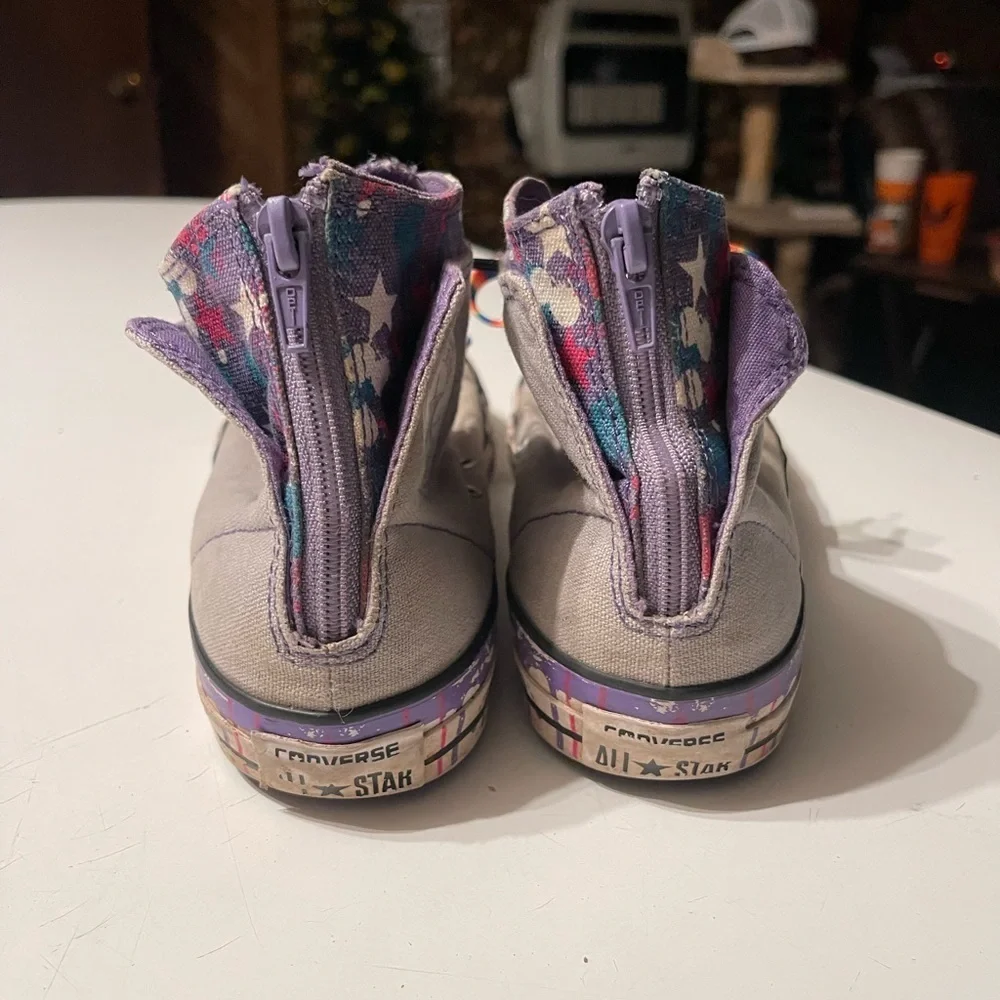Converse Juniors Size 6 Splatter Paint Drip Double Upper Zipper Back Sneakers